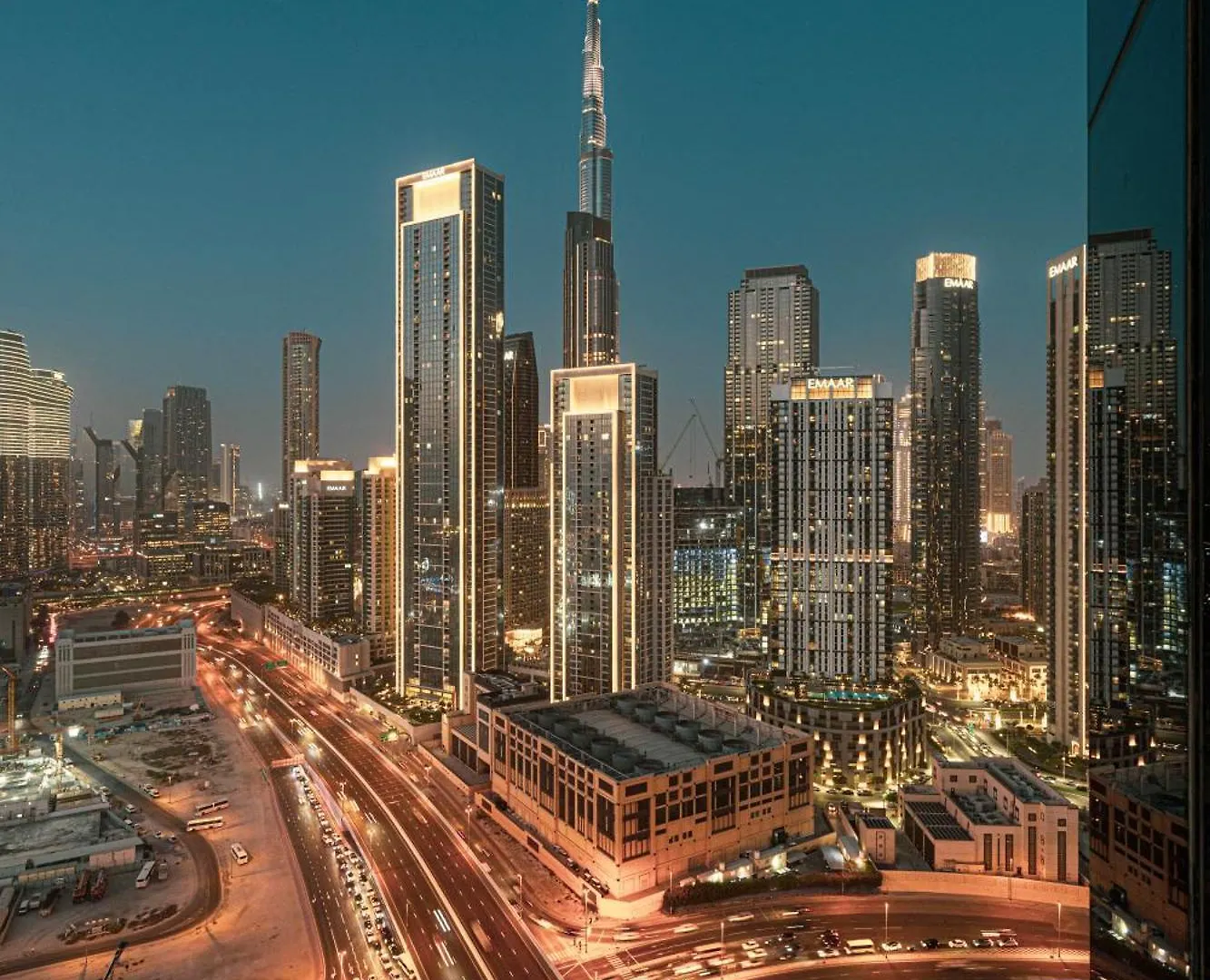 2Br With Infinity Pool & Burj Khalifa View Apartment Dubai United Arab Emirates