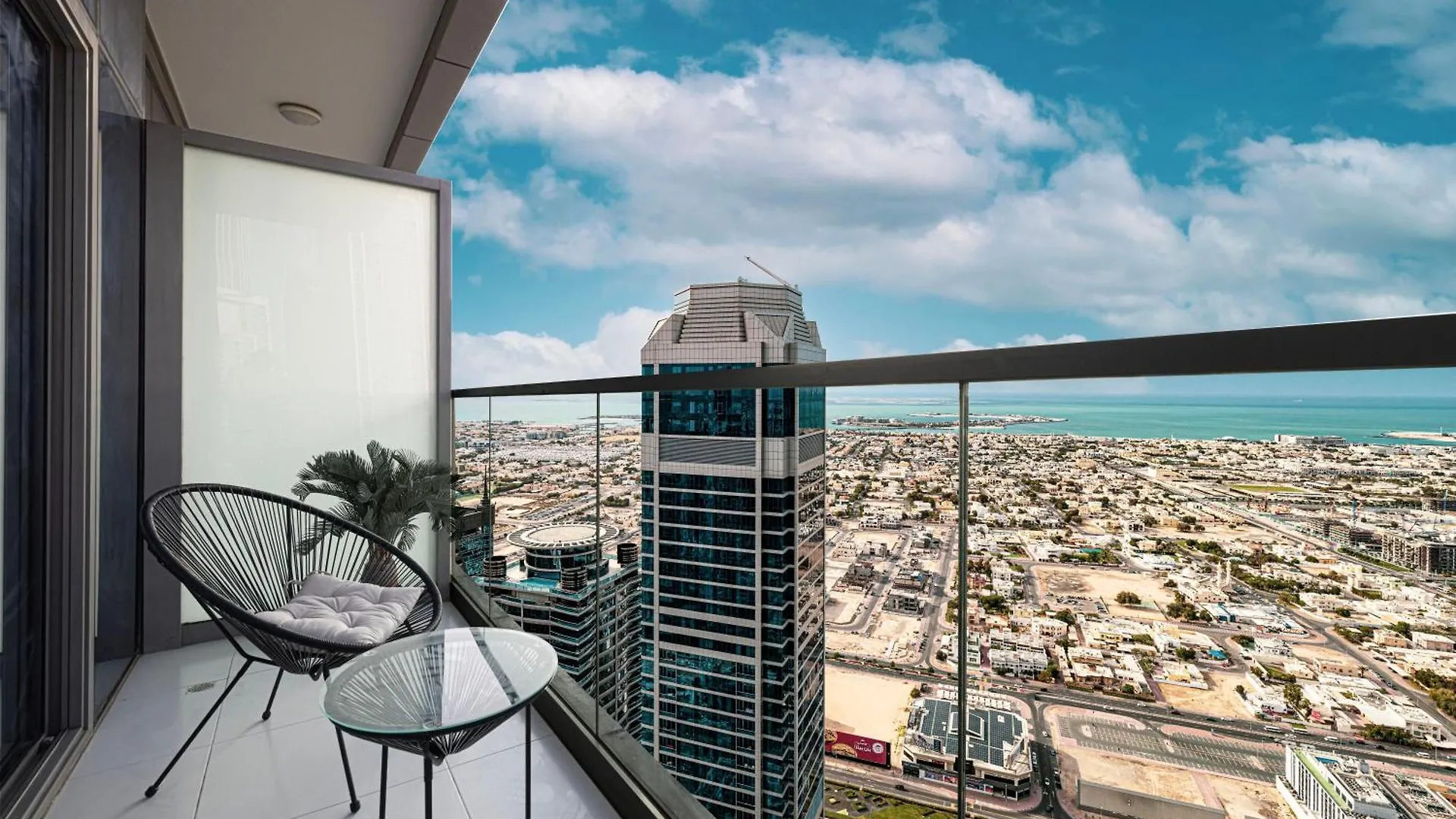 2Br With Infinity Pool & Burj Khalifa View Apartment Dubai 0*,  United Arab Emirates