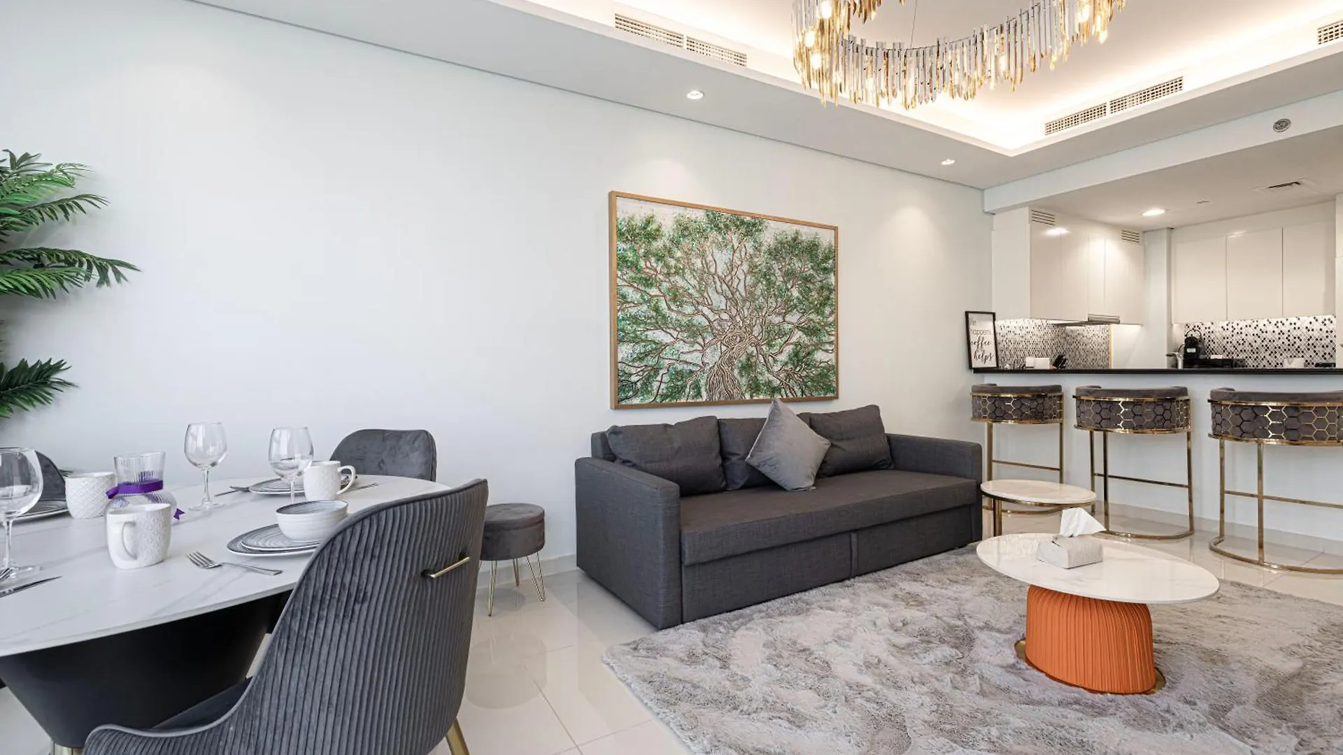 2Br With Infinity Pool & Burj Khalifa View Apartment Dubai